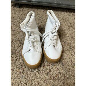 Nautica Womens Henrika High Top Sneakers White Lace-Up With Gum Sole 5.5